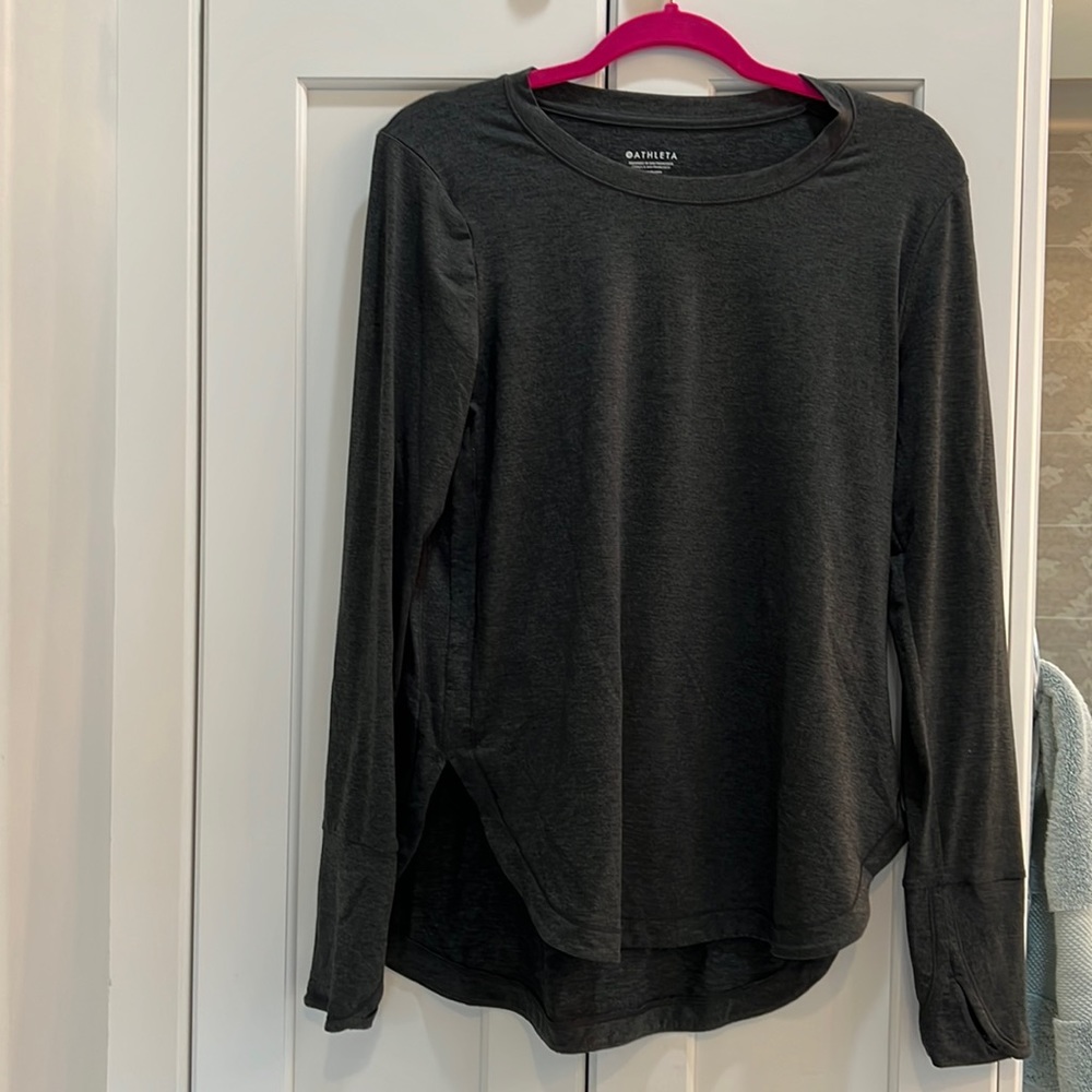 Like new Athleta running shirt. Dark gray. Size medium.
